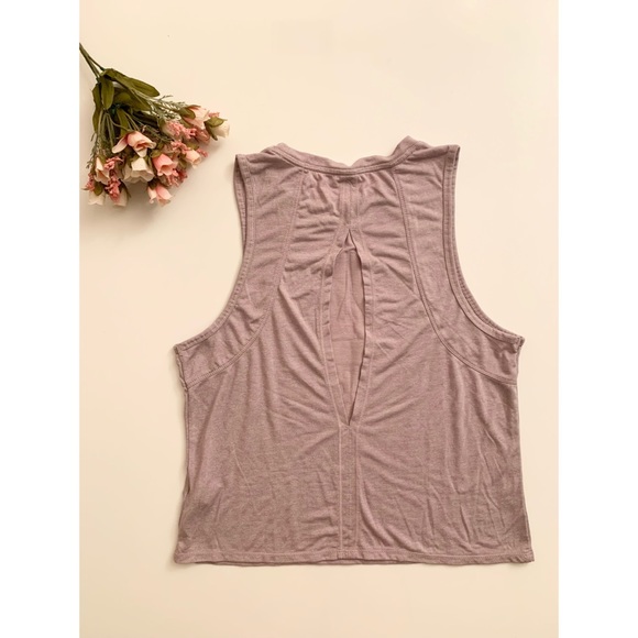 💫3 for $15!💫 Reebok Open-back Workout Tank - Picture 4 of 4